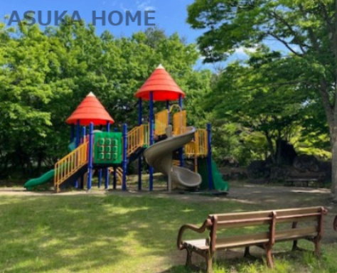 【公園】泉中央公園まで1161ｍ