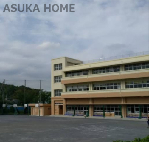 【小学校】横浜市立都田西小学校まで194ｍ