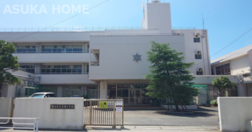 【小学校】横浜市立滝頭小学校まで533ｍ