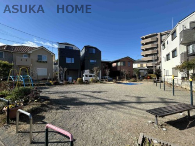 【公園】上星川住宅子どもの遊び場まで1444ｍ