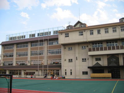 【小学校】大田区立小池小学校まで520ｍ