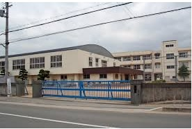 【小学校】香呂小学校まで1400ｍ