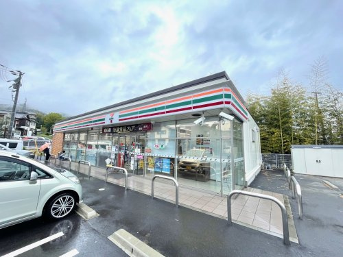 【コンビニエンスストア】セブンイレブン　大津竜が丘店まで1130ｍ