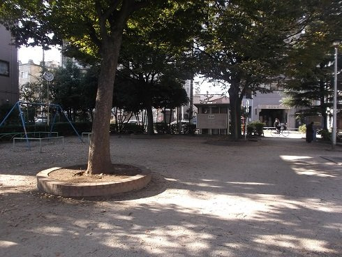 【公園】けやき児童公園まで371ｍ