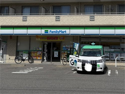 【コンビニエンスストア】ファミリーマート　昭和狭間町店まで224ｍ