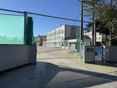 【中学校】名古屋市立北山中学校まで806ｍ