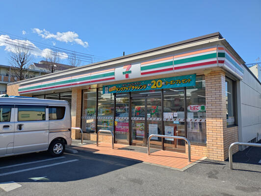 【コンビニエンスストア】セブンイレブン　足立神明1丁目店まで480ｍ