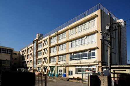 【中学校】葛飾区立本田中学校まで313ｍ