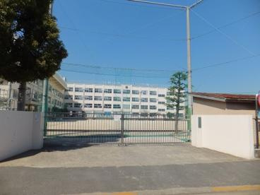 【小学校】足立区立栗原小学校まで449ｍ