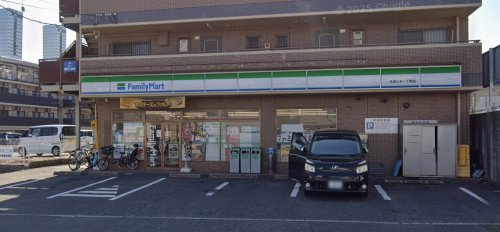 【コンビニエンスストア】ファミリーマート　広島山本一丁目店まで1073ｍ