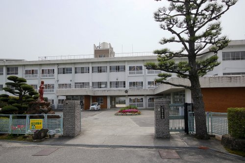 【小学校】田中小学校まで1164ｍ