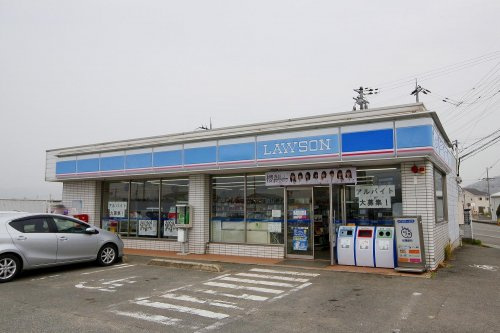 【コンビニエンスストア】ローソン　桃山町市場店まで1791ｍ