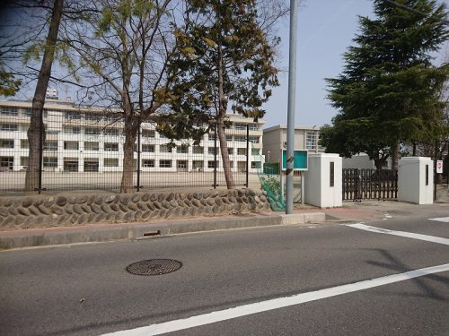 【小学校】各務原市立川島小学校まで1590ｍ