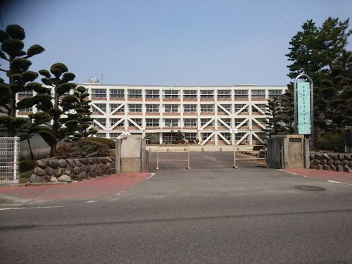 【中学校】各務原市立川島中学校まで1310ｍ
