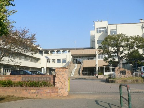 【小学校】蒲生南小学校まで350ｍ