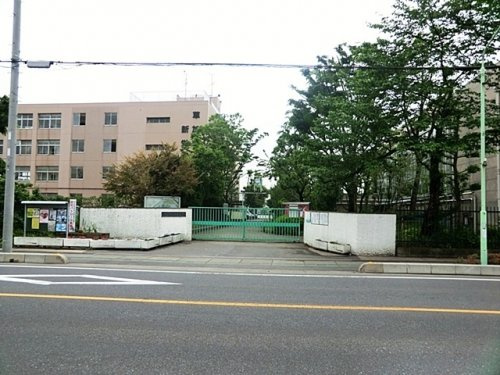 【中学校】新栄中学校（草加）まで1000ｍ