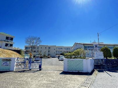 【小学校】中野小学校まで800ｍ