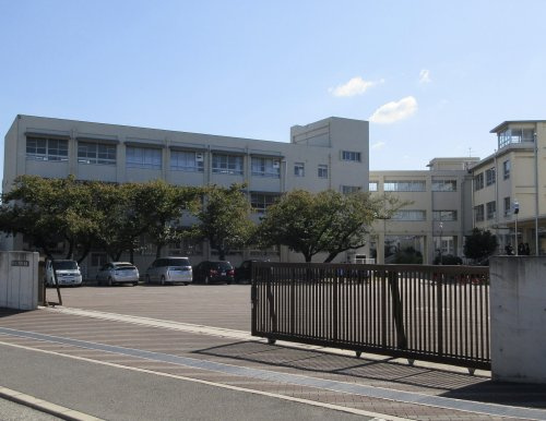 【中学校】堺市立上野芝中学校まで868ｍ