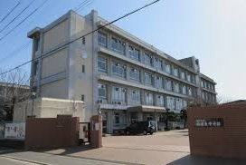 【中学校】飾磨東中学校まで937ｍ