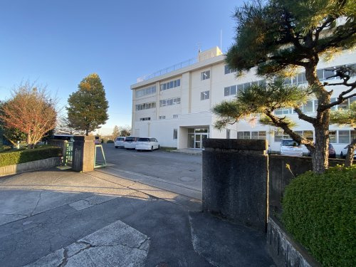 【小学校】渋川市立豊秋小学校まで400ｍ