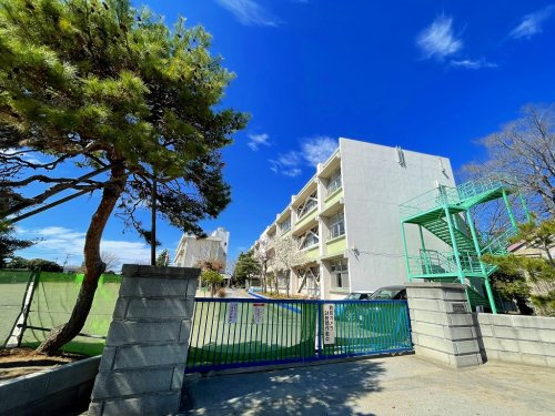 【小学校】春日部市立武里小学校まで553ｍ