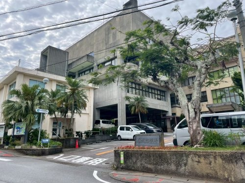 【市役所・区役所】金武町役場まで750ｍ