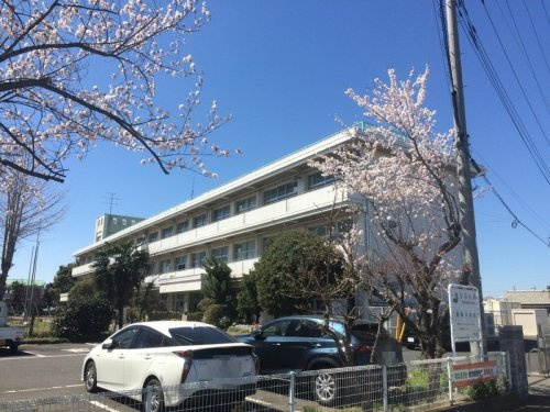 【小学校】屈巣小学校まで60ｍ