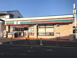 【コンビニエンスストア】セブンイレブン　横浜十日市場店まで2421ｍ