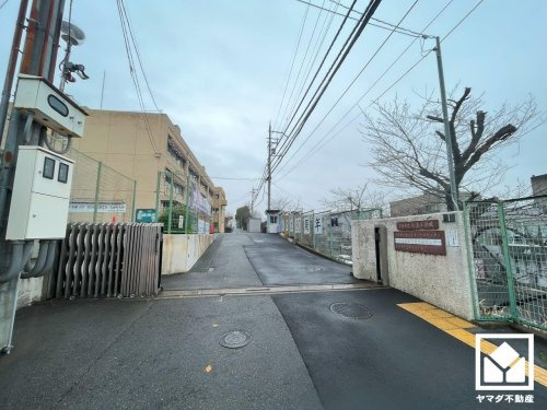 【小学校】宇治市立小倉小学校まで1018ｍ
