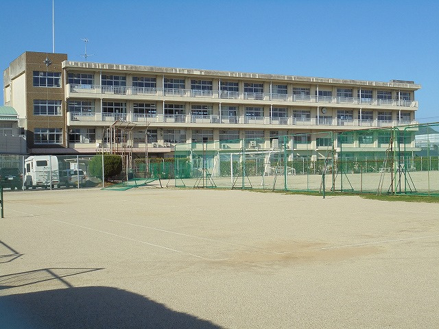 【中学校】城東中学校まで1703ｍ