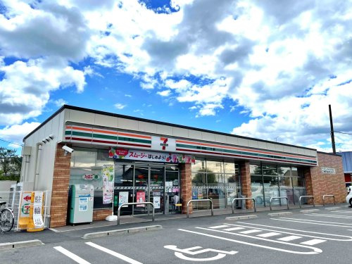【コンビニエンスストア】セブンイレブン　亀岡中矢田店まで1562ｍ