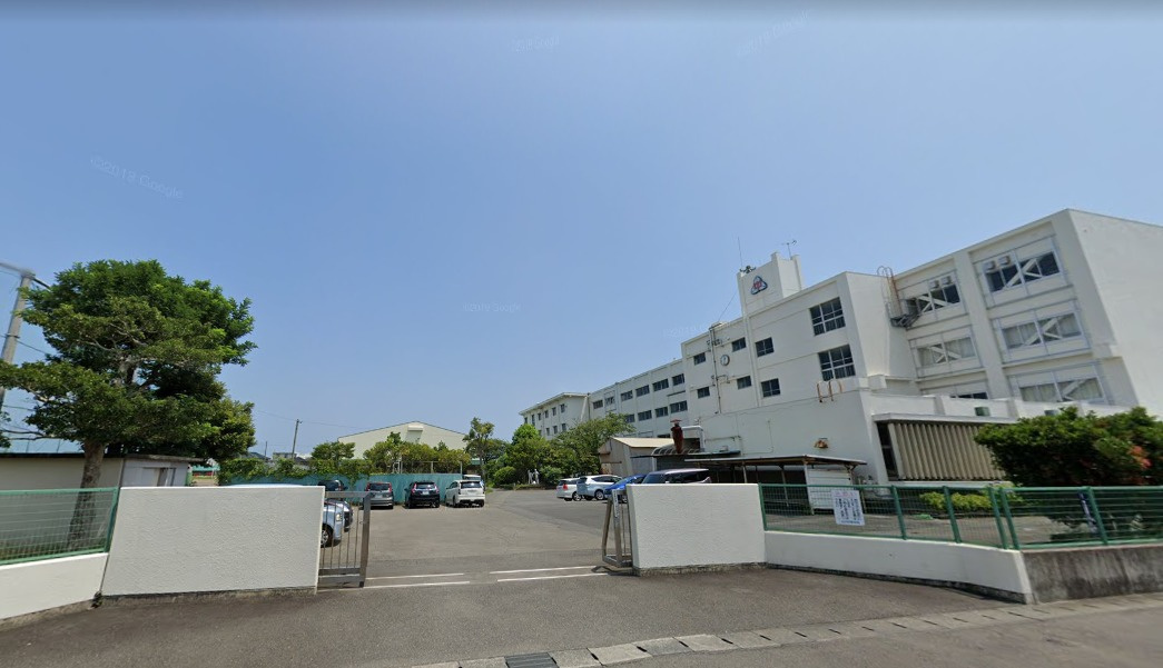 【中学校】焼津市立小川中学校まで1100ｍ