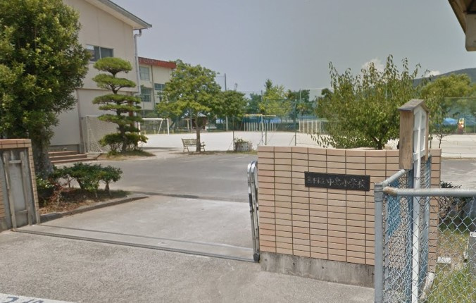 【小学校】熊本市立中島小学校まで1055ｍ