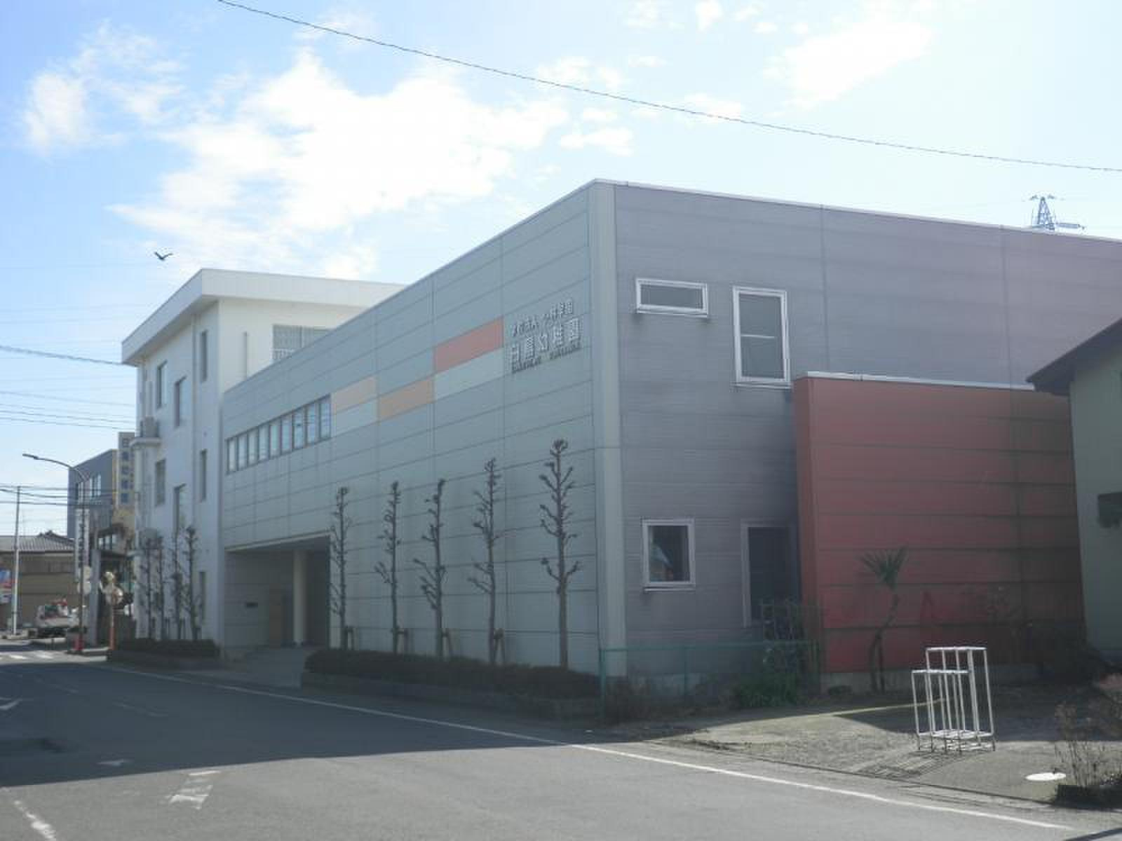 【幼稚園】白鳥幼稚園まで694ｍ
