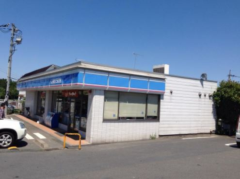 【コンビニエンスストア】ローソン　東松山沢口町店まで937ｍ