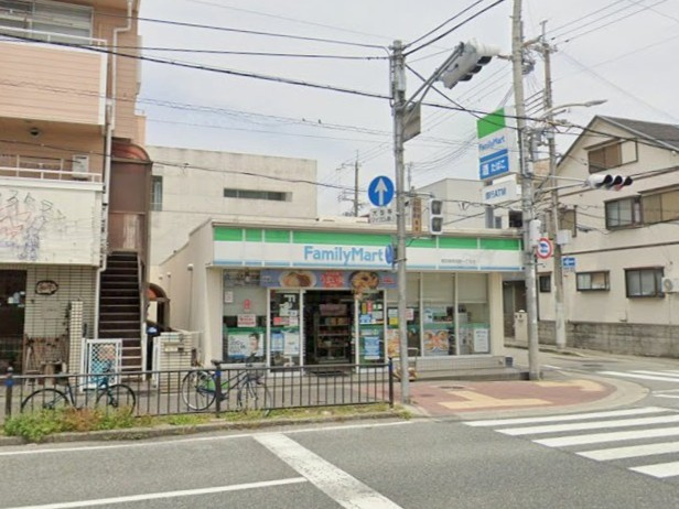 【コンビニエンスストア】ファミリーマート　福田東鳴尾町一丁目店まで150ｍ