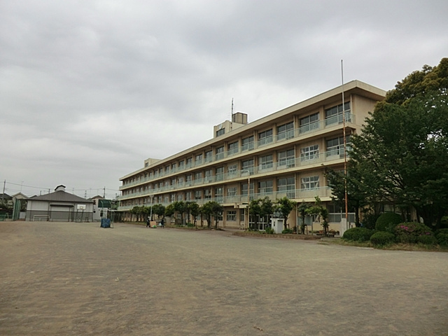 【中学校】所沢市立　向陽中学校まで550ｍ