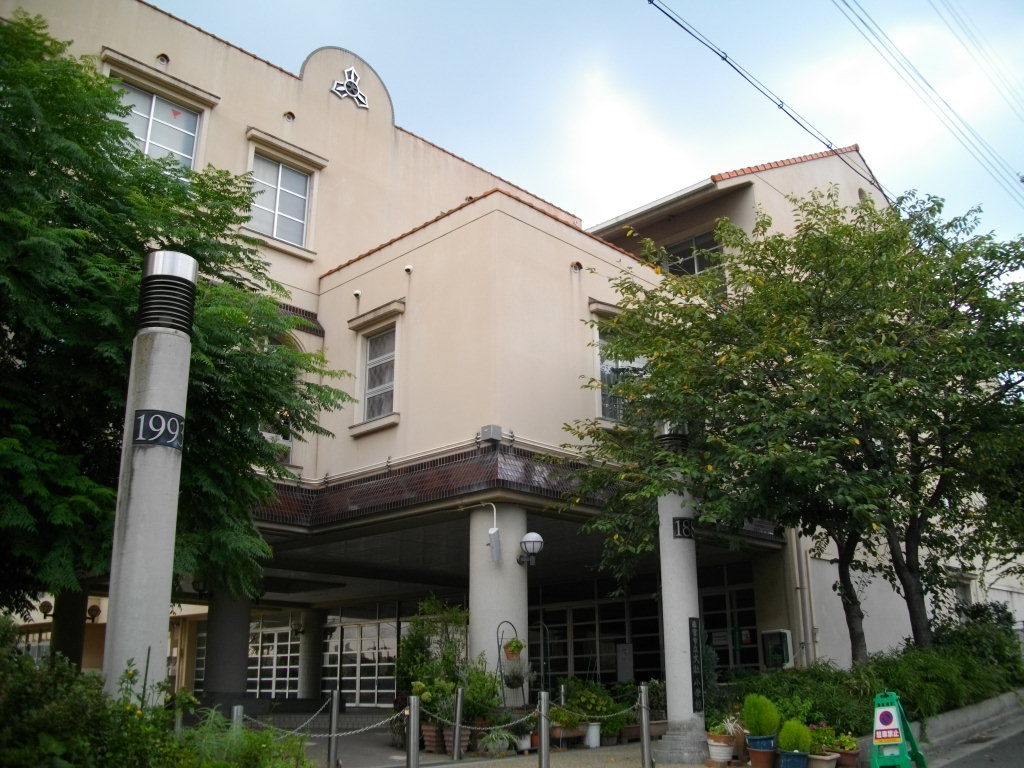 【小学校】西宮市立大社小学校まで845ｍ