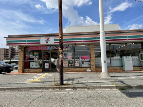 【コンビニエンスストア】セブンイレブン　西宮柳本町店まで358ｍ