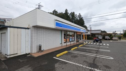 【コンビニエンスストア】ローソン　桜井浅古店まで192ｍ