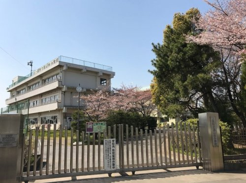 【小学校】上尾市立尾山台小学校まで430ｍ