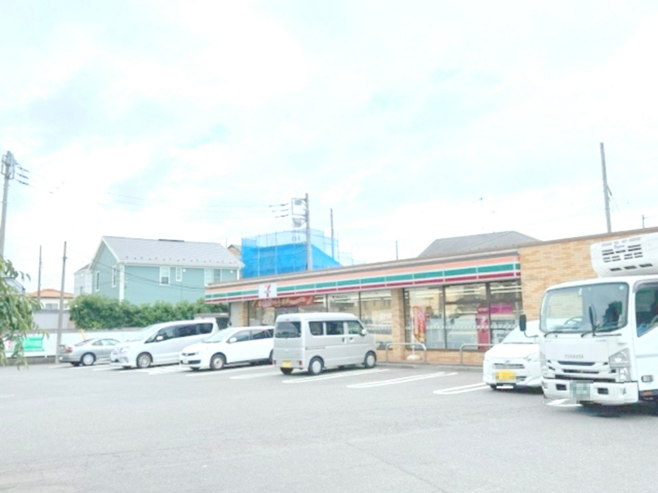 【コンビニエンスストア】セブンイレブン　寒川小谷1丁目店まで1286ｍ