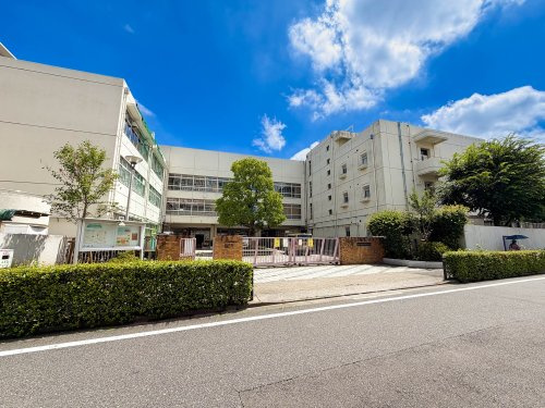 【中学校】板橋区立志村第五中学校まで190ｍ