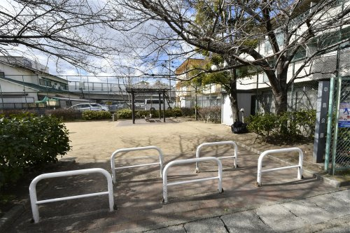 【公園】中島公園まで663ｍ