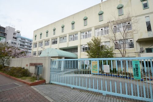 【小学校】神戸市立稗田小学校まで460ｍ