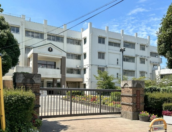 【中学校】川越市立城南中学校まで571ｍ