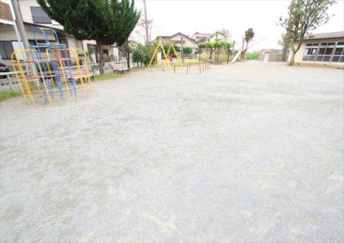 【公園】クラブ中野児童遊園地まで1100ｍ