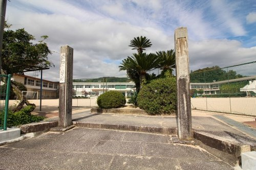 【小学校】津田小学校まで2416ｍ