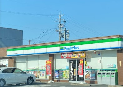 【コンビニエンスストア】ファミリーマート　大治役場南店まで1407ｍ