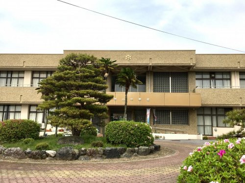 【中学校】米原市立伊吹山中学校まで645ｍ